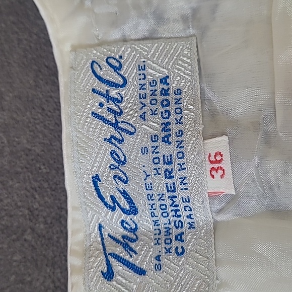 TheEverllitCo. Cashmere Angora beaded tank size 36 - Picture 8 of 11